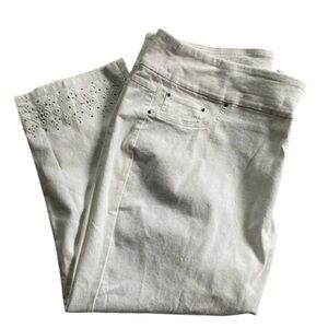 Ruby  Rd women’s size 24W white pants stretch